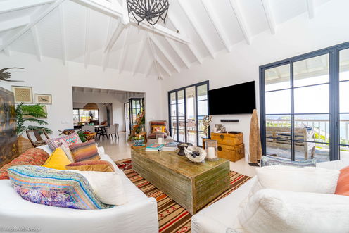 VILLA AMALIA LIVING AREA 3