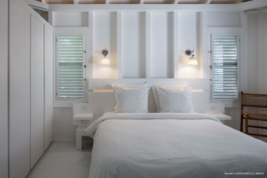 VILLA LITTLE CITRON VERT BEDROOM 1
