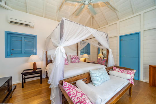 VILLA FABRIZIA BEDROOM1 1