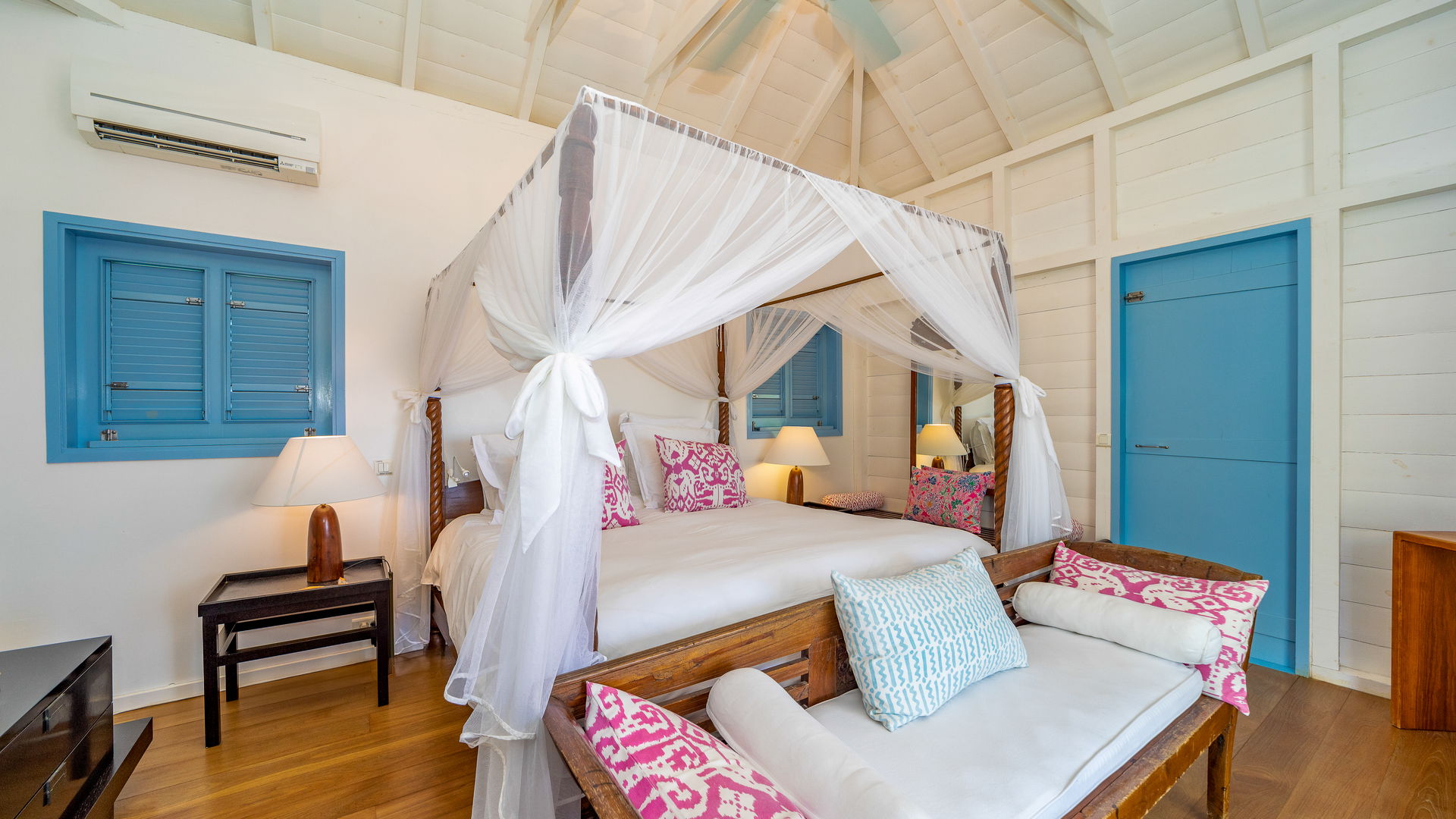 BEDROOM 1