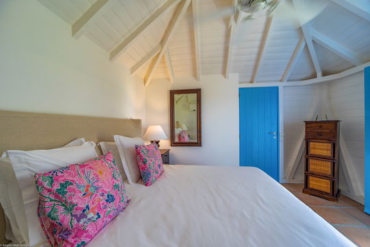 VILLA FABRIZIA BEDROOM2 1