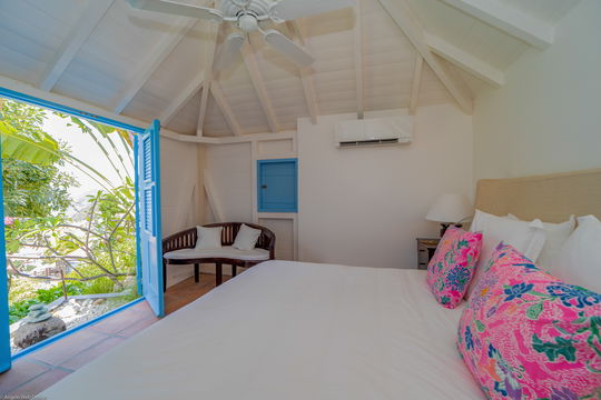 VILLA FABRIZIA BEDROOM2 5