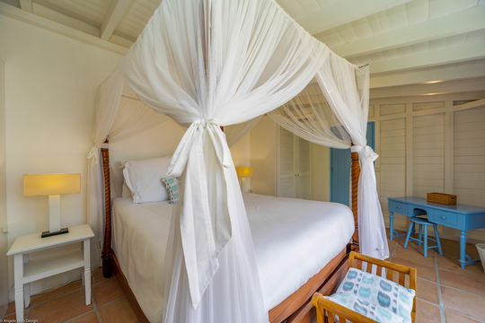 VILLA FABRIZIA BEDROOM3 2