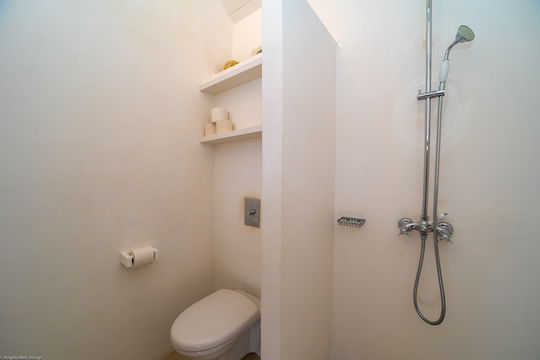 VILLA FABRIZIA BEDROOM3 7