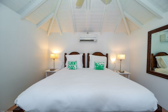 VILLA FABRIZIA BEDROOM4 3