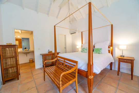 VILLA FABRIZIA BEDROOM5 3
