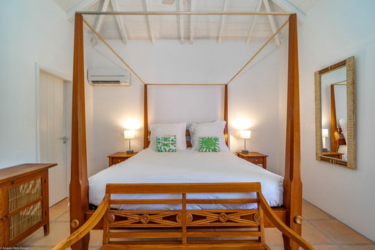 VILLA FABRIZIA BEDROOM5 4