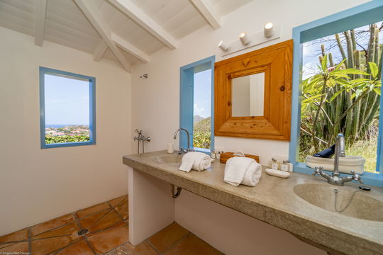 VILLA FABRIZIA BEDROOM5 9