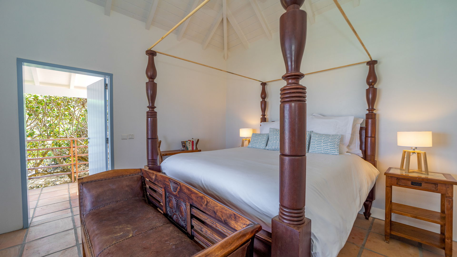 BEDROOM 6
