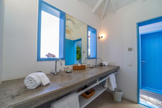 VILLA FABRIZIA BEDROOM7 5