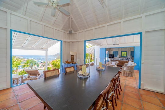 VILLA FABRIZIA KITCHEN & DINING AREA 1