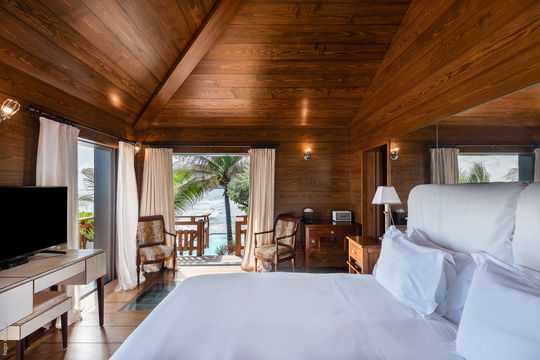 VILLA NUREYEV BEDROOM2 1