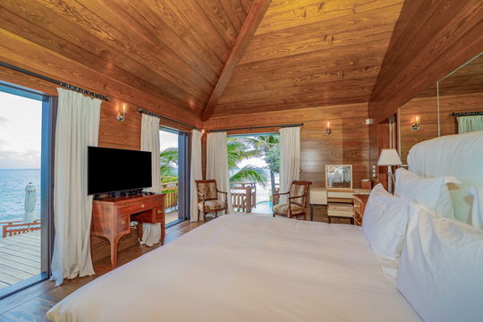 VILLA NUREYEV BEDROOM2 2