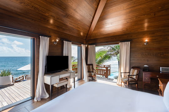 VILLA NUREYEV BEDROOM2 3