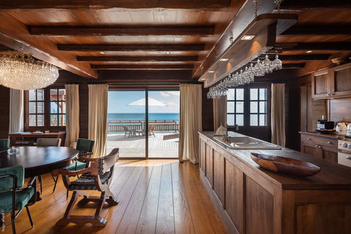 VILLA NUREYEV KITCHEN & DINING AREA 1