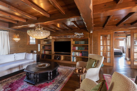 VILLA NUREYEV LIVING AREA 4