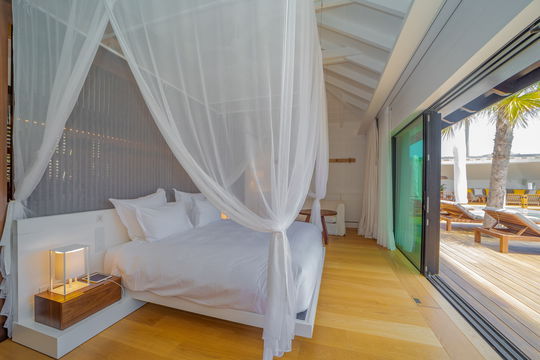 VILLA OVER THE OCEAN BEDROOM2 3