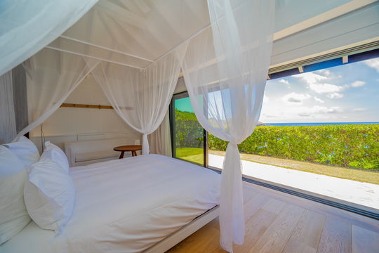 VILLA OVER THE OCEAN BEDROOM3 2
