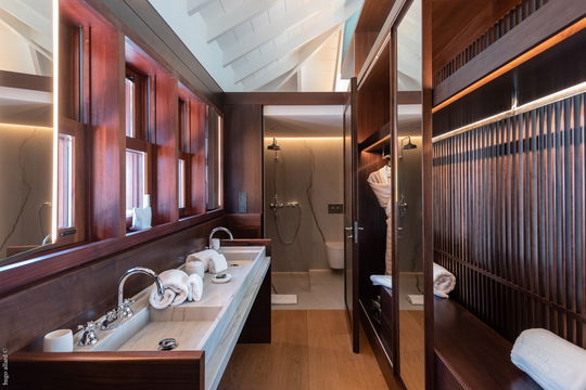 VILLA OVER THE OCEAN BEDROOM4 10
