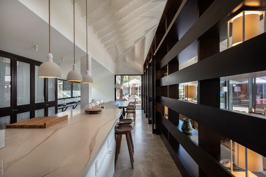 VILLA OVER THE OCEAN KITCHEN & DINING AREA 1