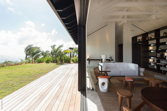 VILLA OVER THE OCEAN LIVING AREA 10