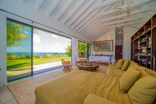 VILLA OVER THE OCEAN LIVING AREA 7