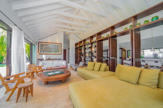 VILLA OVER THE OCEAN LIVING AREA 9