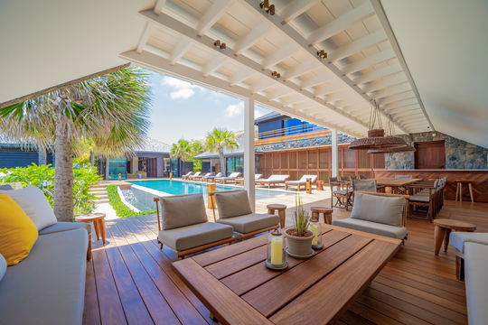 VILLA OVER THE OCEAN OUTDOOR LOUNGE AREA 1