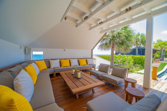 VILLA OVER THE OCEAN OUTDOOR LOUNGE AREA 2