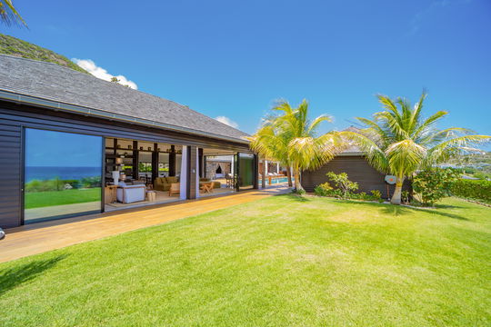 VILLA OVER THE OCEAN OUTDOORS 5