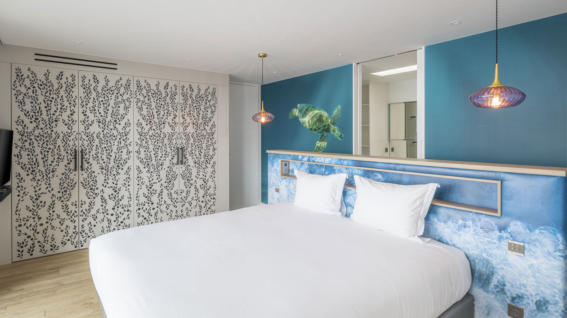 BEDROOM 1