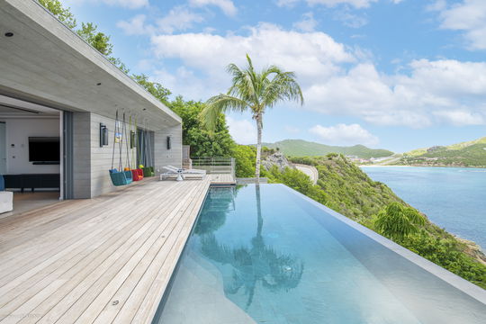VILLA AMOR VIEW POOL & TERRACE 5