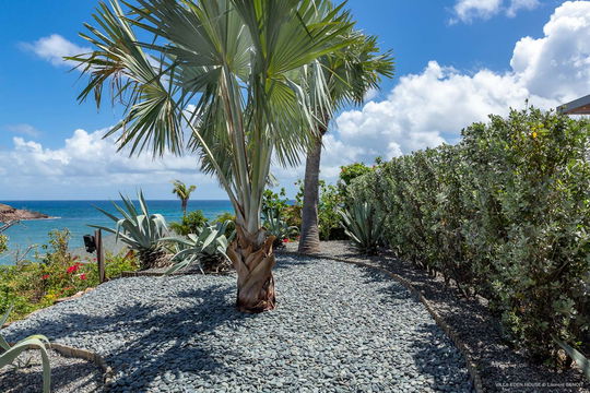 VILLA EDEN HOUSE BEACH ACCESS 1