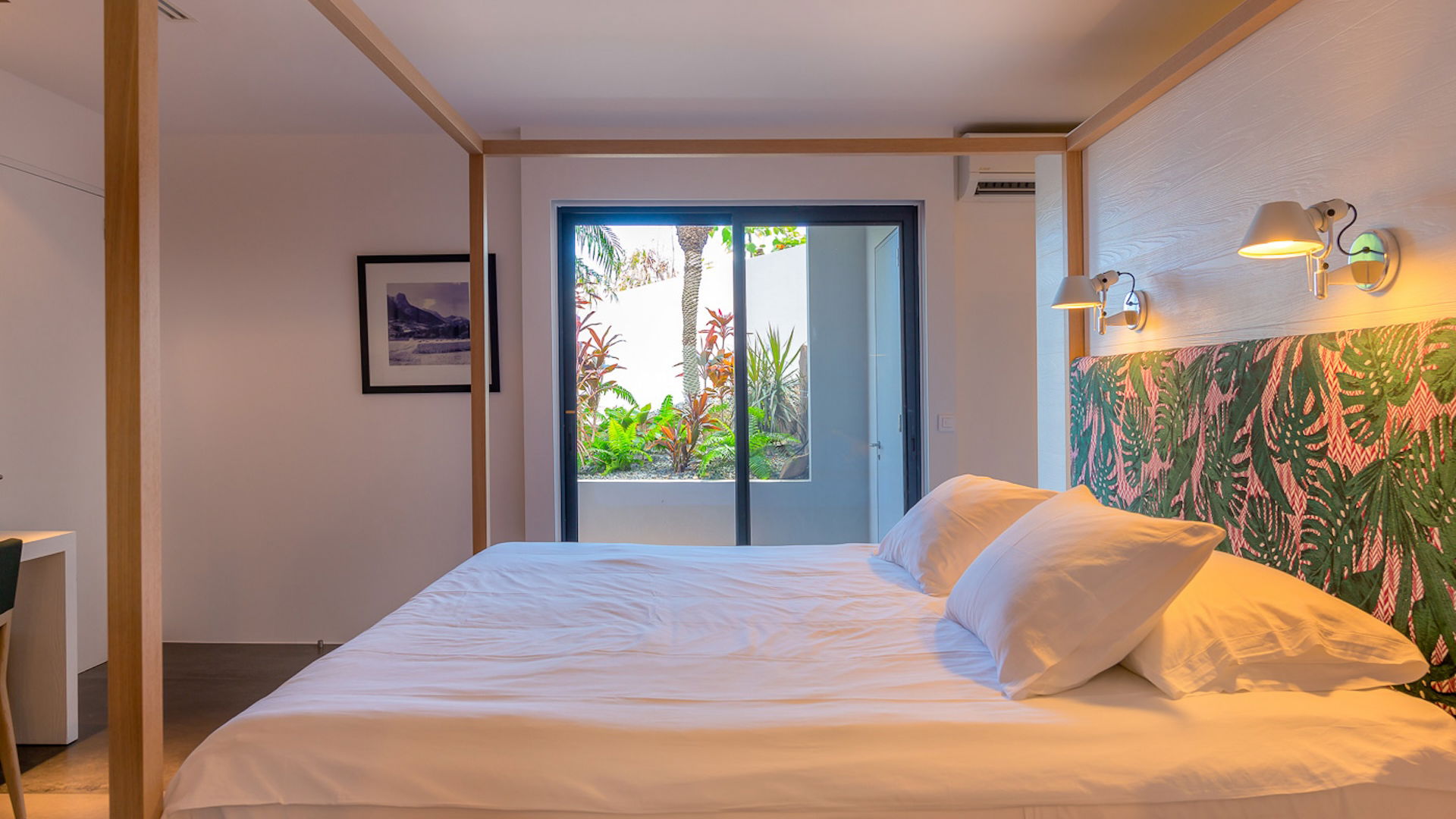 BEDROOM 1