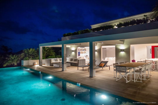VILLA EDEN HOUSE BY NIGHT 8