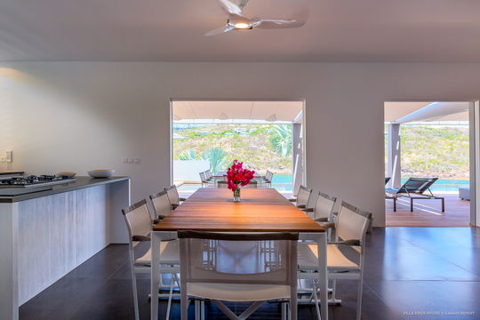 VILLA EDEN HOUSE KITCHEN & DINING AREA 2