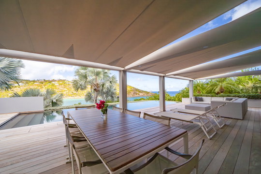 VILLA EDEN HOUSE KITCHEN & DINING AREA 22