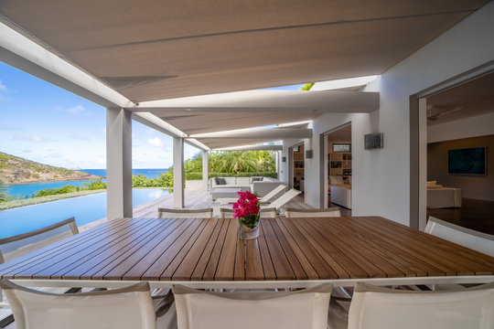 VILLA EDEN HOUSE KITCHEN & DINING AREA 24