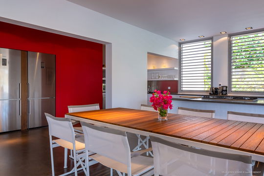 VILLA EDEN HOUSE KITCHEN & DINING AREA 3