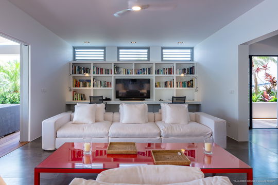 VILLA EDEN HOUSE LIVING AREA 1
