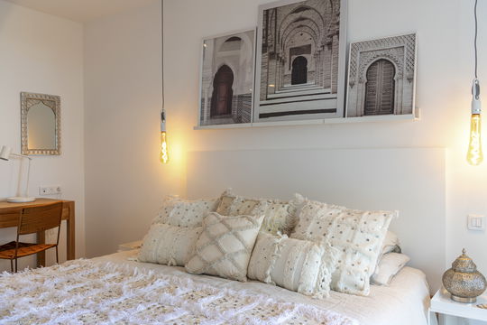 VILLA HALOWA BEDROOM1 3