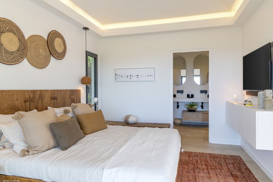 VILLA HALOWA BEDROOM2 3