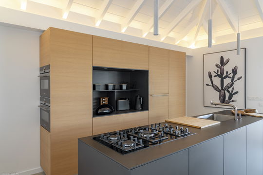 VILLA HALOWA KITCHEN & DINING AREA 1