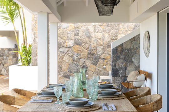 VILLA HALOWA KITCHEN & DINING AREA 5