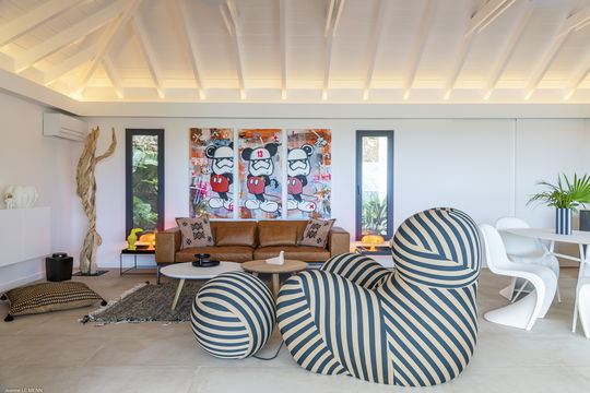VILLA HALOWA LIVING AREA 1