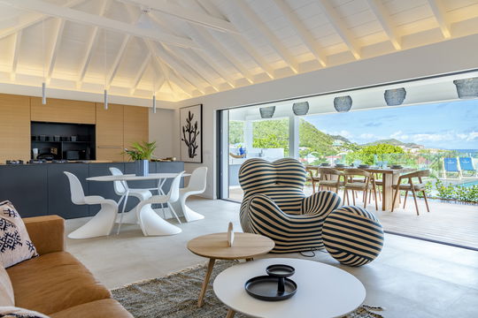VILLA HALOWA LIVING AREA 2