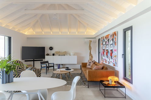 VILLA HALOWA LIVING AREA 3