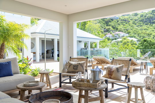 VILLA HALOWA OUTDOOR LOUNGE 3