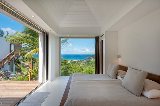 VILLA OCALM BEDROOM 2