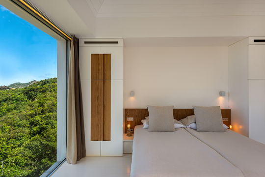 VILLA OCALM BEDROOM 4
